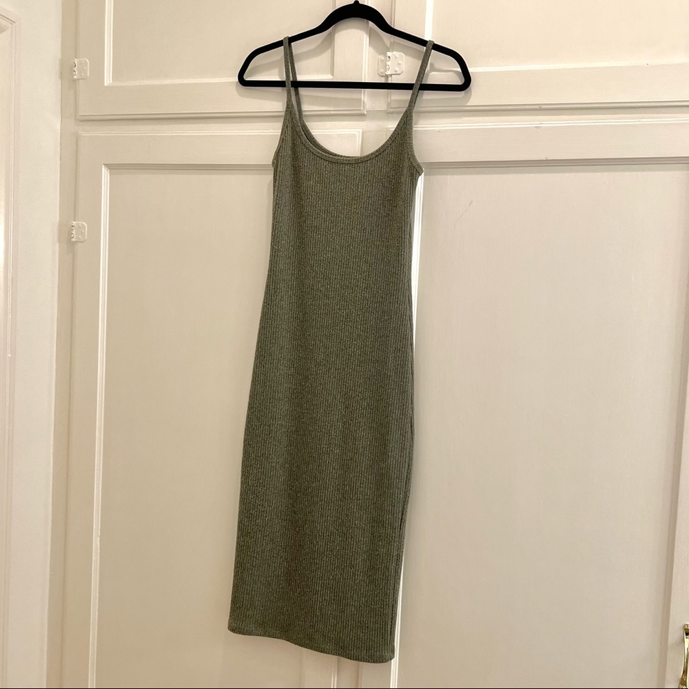Aritzia Wilfred Free Knit Kovac Dress